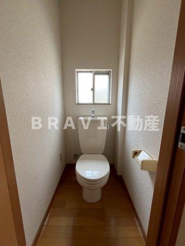 トイレ　【ロイヤル清水谷】落ち着いたトイレです
