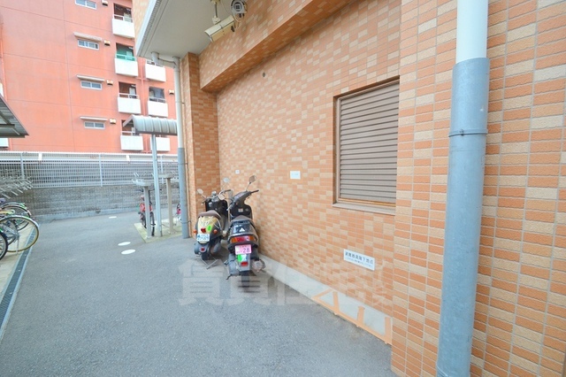 その他　バイク置場