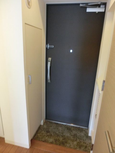 玄関　シューズＢＯＸ付き玄関