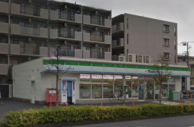 コンビニ　ファミリーマートサンズ新吉田店（コンビニ）まで144m