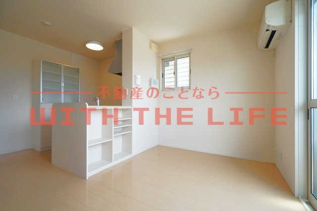 居室・リビング　ゆったりとした居間です