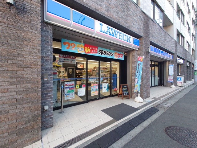 コンビニ　ローソン渋谷初台一丁目店（コンビニ）まで94m
