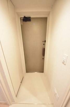 玄関　同タイプ部屋　参考写真です