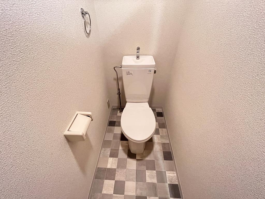 トイレ　同タイプのお部屋です
