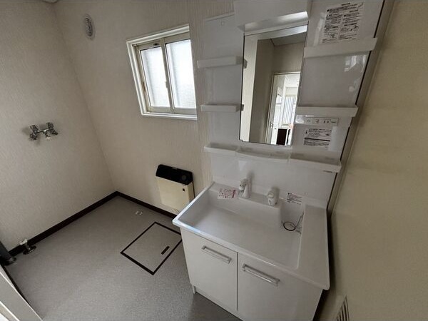 伏古5条5丁目1棟5戸建の内装写真