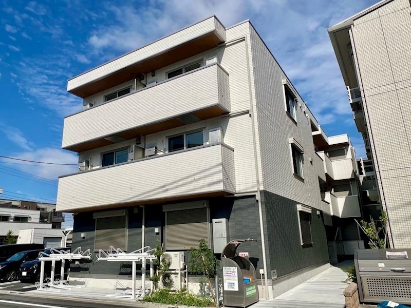 建物外観　六町駅徒歩９分（７２０ｍ）