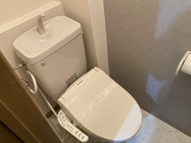 トイレ　類似部屋写真