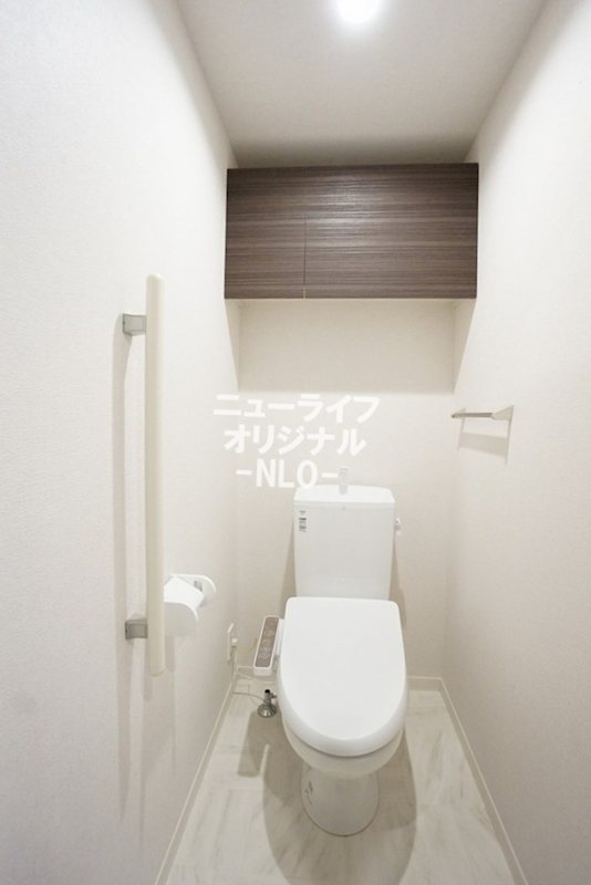 トイレ　トイレには快適な温水洗浄便座付