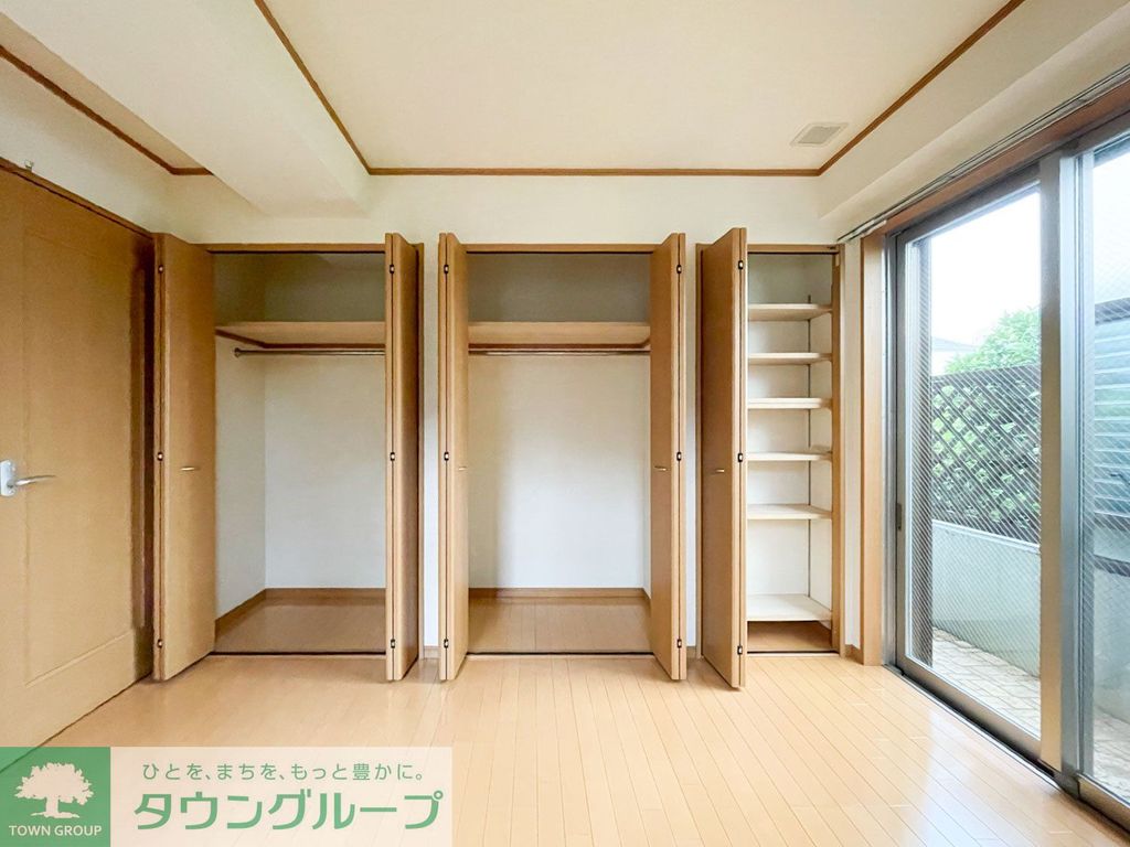 バルコニー　収納