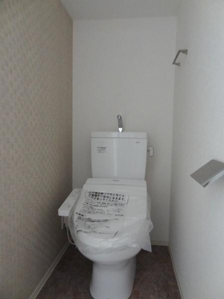 トイレ　ウォシュレット完備！