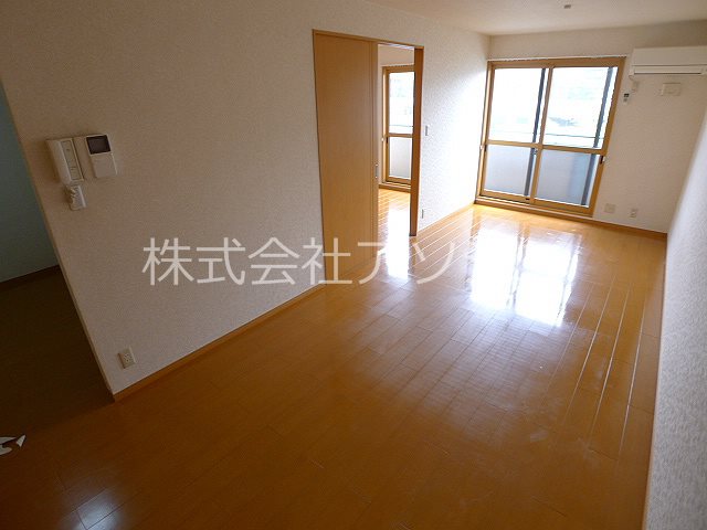 居室・リビング　LDK14.3帖