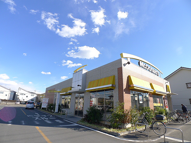 その他　マクドナルド 東越谷店（その他）まで812m