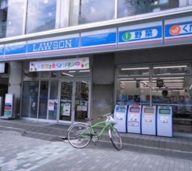 コンビニ　ローソン新宿坂町店（コンビニ）まで341m