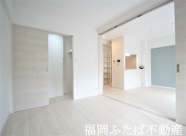 フラッツ東比恵の内装写真