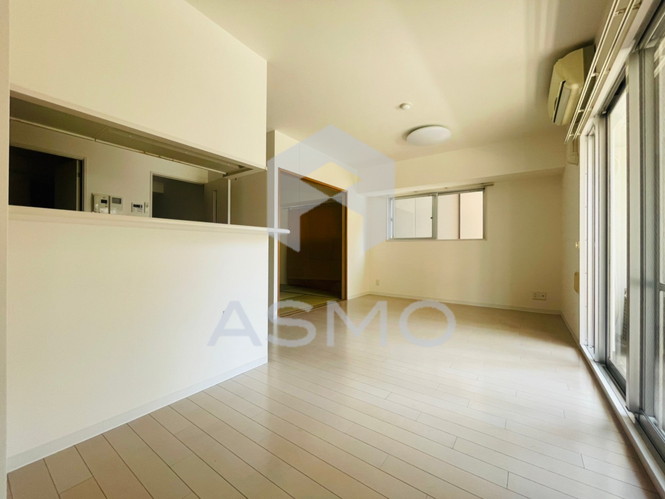 居室・リビング　同マンション別部屋　参考写真