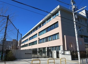 小学校　北区立王子第一小学校（小学校）まで379m