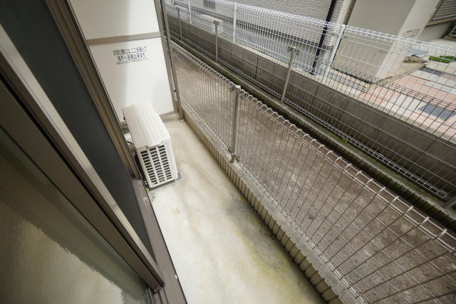 バルコニー　専用庭