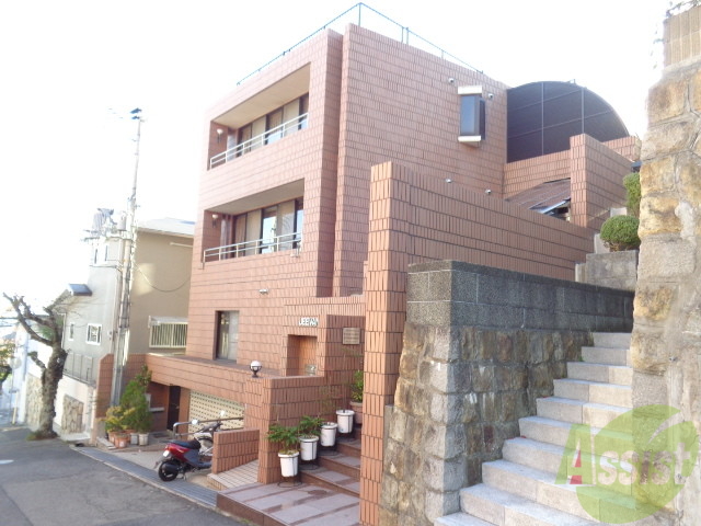 建物外観　モダンな外観です。
