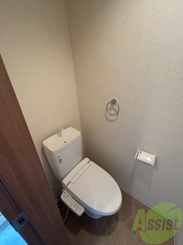 トイレ　トイレは清潔感があり安心して使用できそうです。