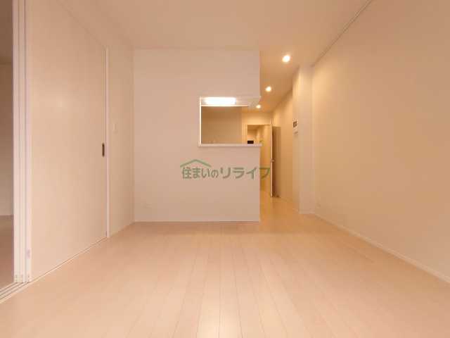 居室・リビング　リライフ下北沢店