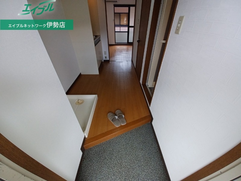 メゾンクレールの玄関写真