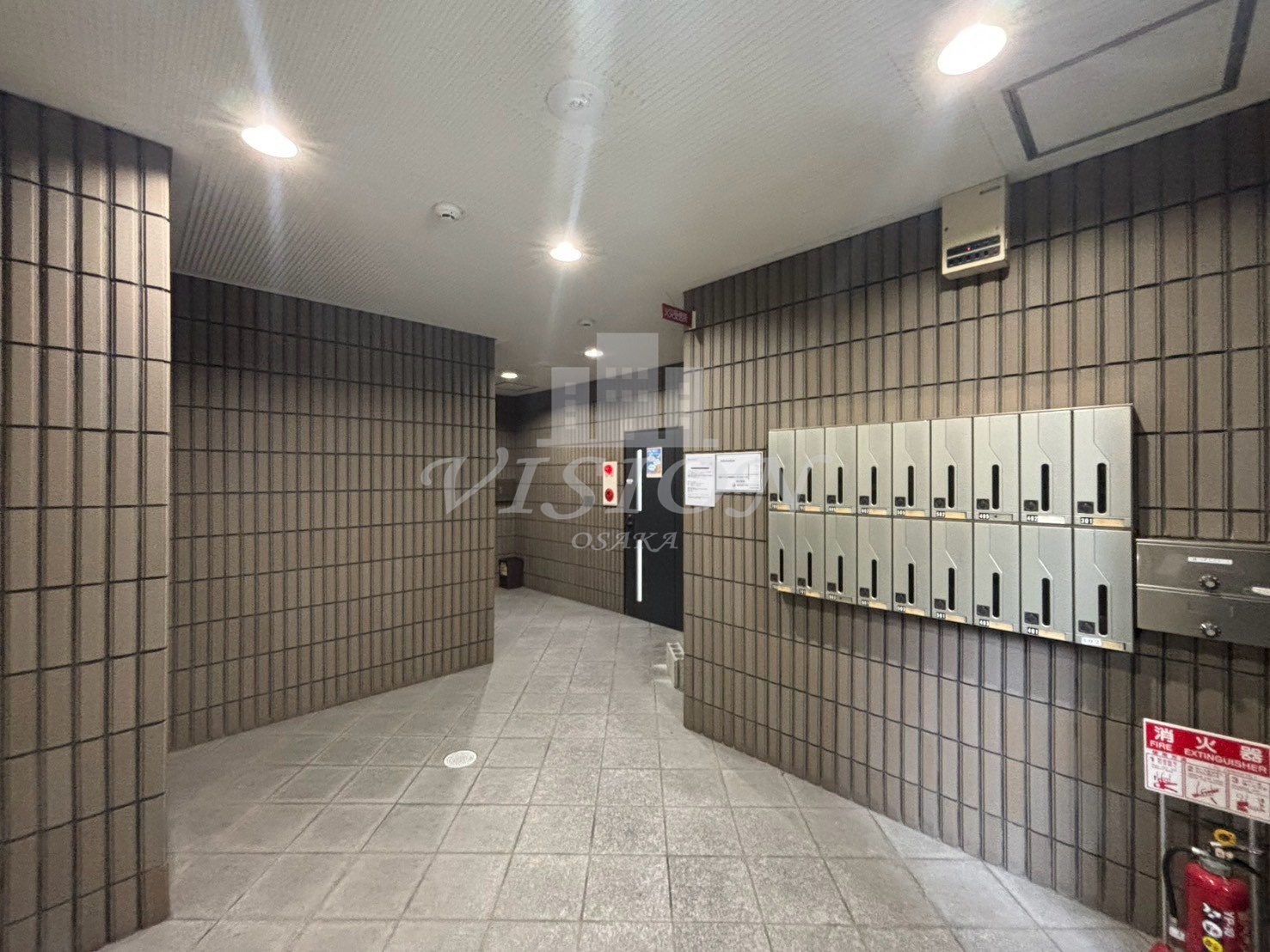 地下鉄谷町線 谷町九丁目駅 徒歩5分 7階建 築29年の外観写真