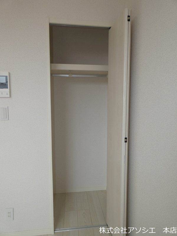 収納　クローゼット
