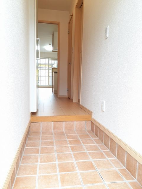 カーサ.エテルノ Iの玄関写真