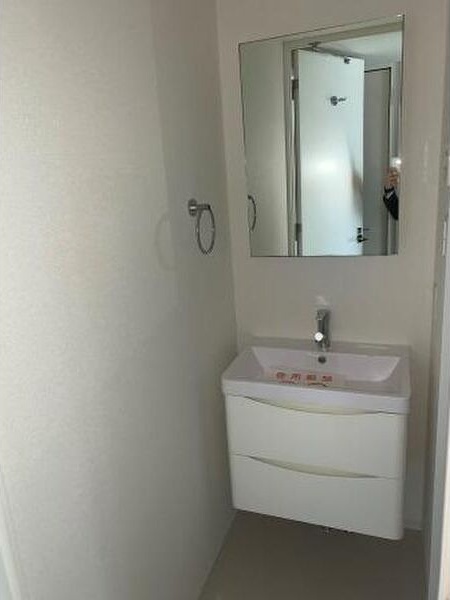 洗面設備　同物件別部屋写真