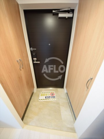 エスリード松屋町グレイスの玄関写真