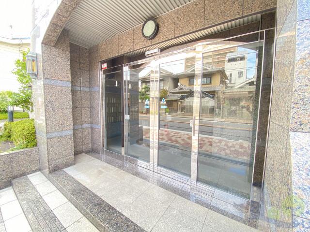 阪急京都線 上新庄駅 徒歩7分 8階建 築24年の外観写真