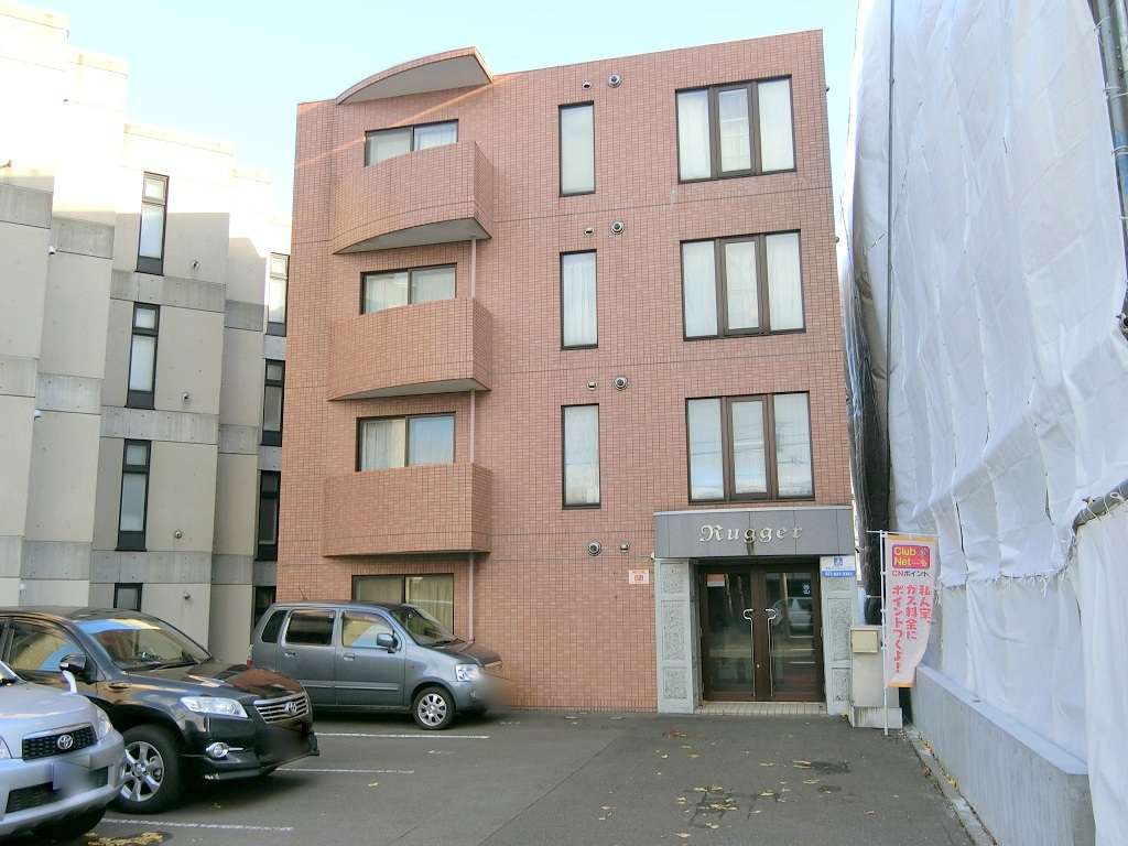 建物外観　☆地下鉄東西線南郷13丁目駅まで徒歩7分！