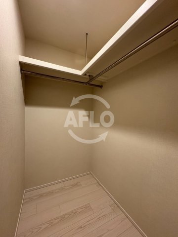 収納　シエリアタワー中之島　ウォークインクローゼット