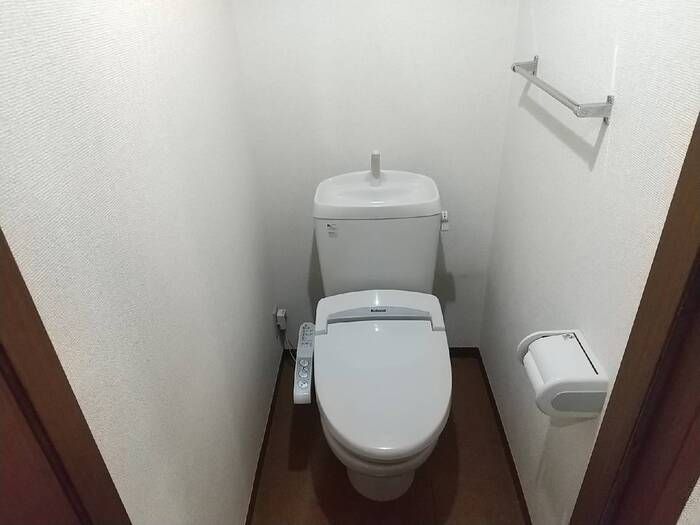 西武池袋線 大泉学園駅 徒歩13分 2階建 築23年のトイレ写真