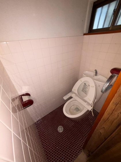 岸和田市春木宮本賃貸戸建のトイレ写真