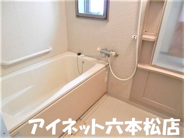 バス・シャワールーム　一日の疲れを洗い流しましょう。