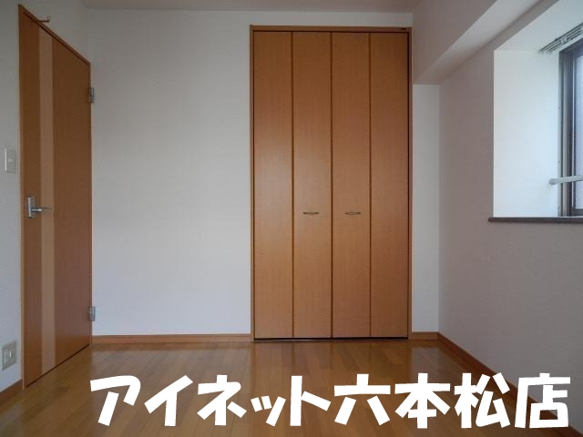 その他部屋・スペース　寝室にいかがでしょうか。