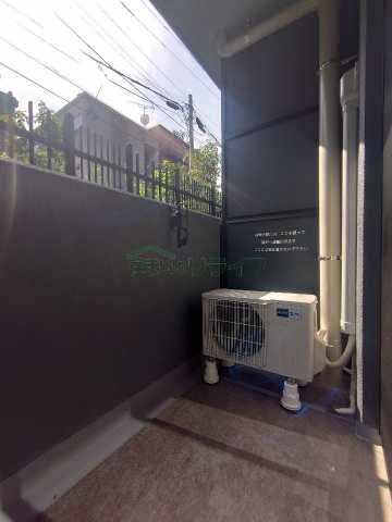 バルコニー　別部屋の参考写真になります。