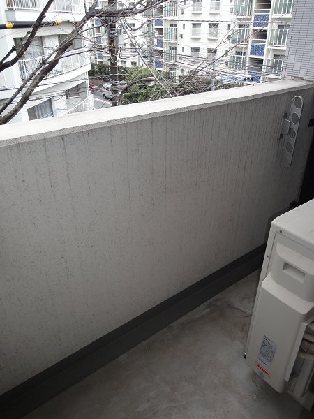 ＪＲ中央線 三鷹駅 徒歩17分 4階建 築22年の内装写真