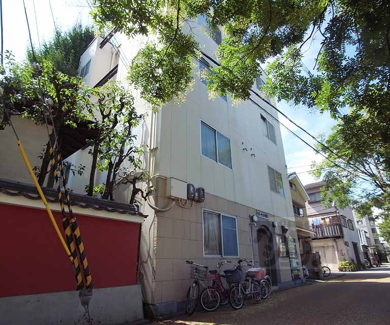 リバーサイド伏見の外観写真