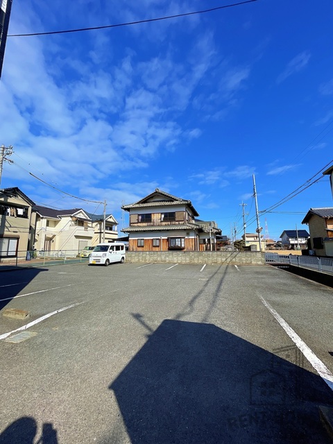 駐車場　月６０００円とお安いです♪♪