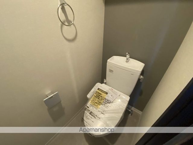 地下鉄千日前線 今里駅 徒歩9分 9階建 築5年のトイレ写真