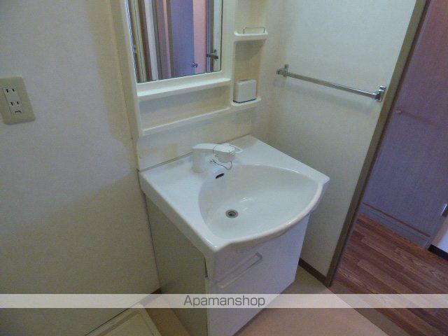 地下鉄千日前線 南巽駅 徒歩3分 9階建 築31年の内装写真