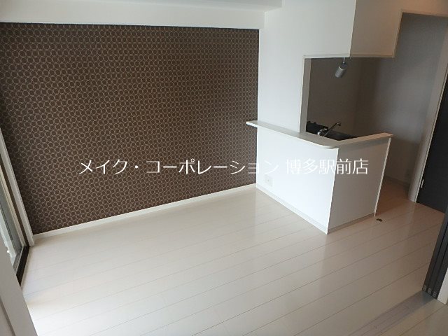 サンヒルズ薬院の居間写真