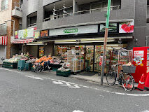 スーパー　TSUKASA学芸大学店（スーパー）まで516m