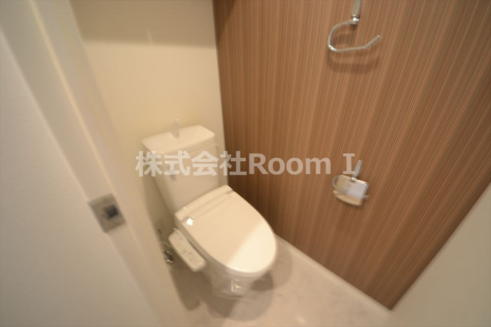 トイレ　清潔感のあるトイレです 反転