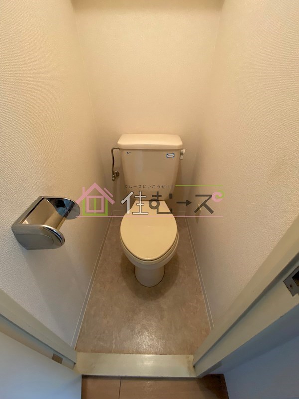ロイヤルハイツ西淡路PartIIのトイレ写真