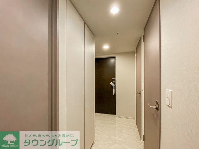 玄関　※写真は同タイプ住戸です。