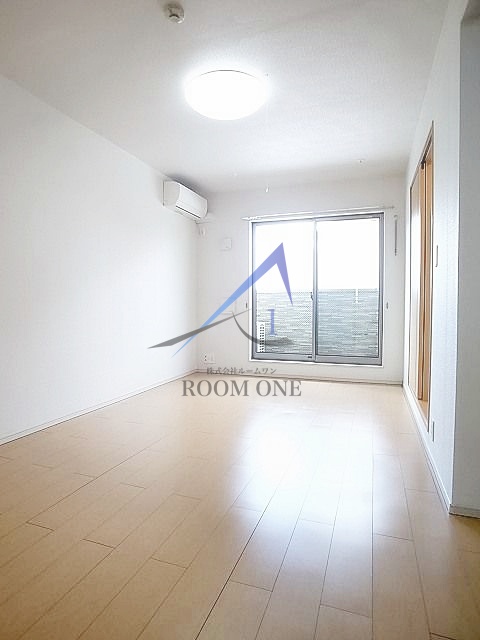 居室・リビング　洋室のお部屋です。