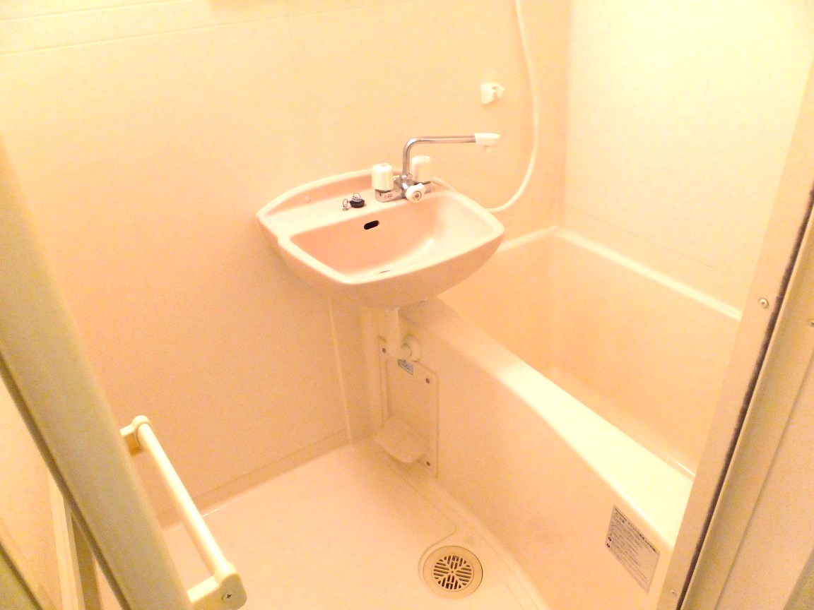 バス・シャワールーム　同タイプ物件内観イメージ